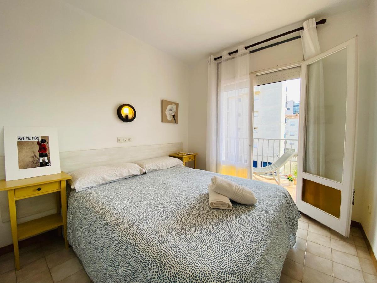 Apartamentos Aquarium Росес Екстериор снимка